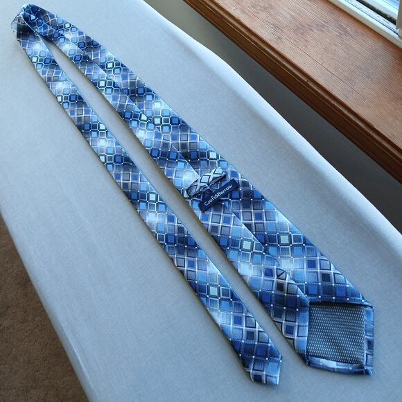 Croft & Barrow Geometric Blue Diamonds Necktie 60" L 3" W polyester handmade - Picture 3 of 7